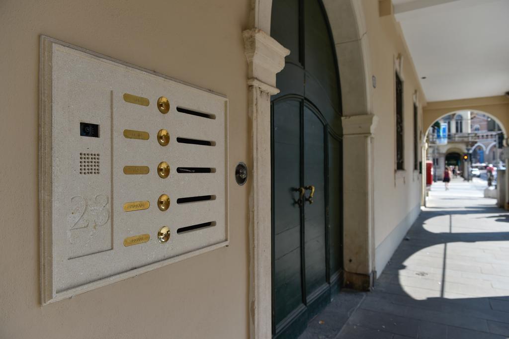 Palazzo Bovio - Boutique Apartments 帕多瓦 外观 照片